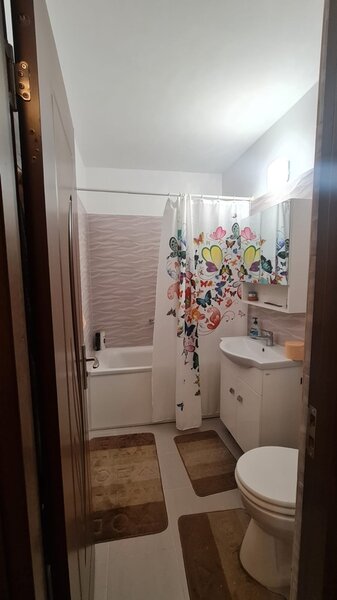 Drumul Taberei, Plaza Romania,